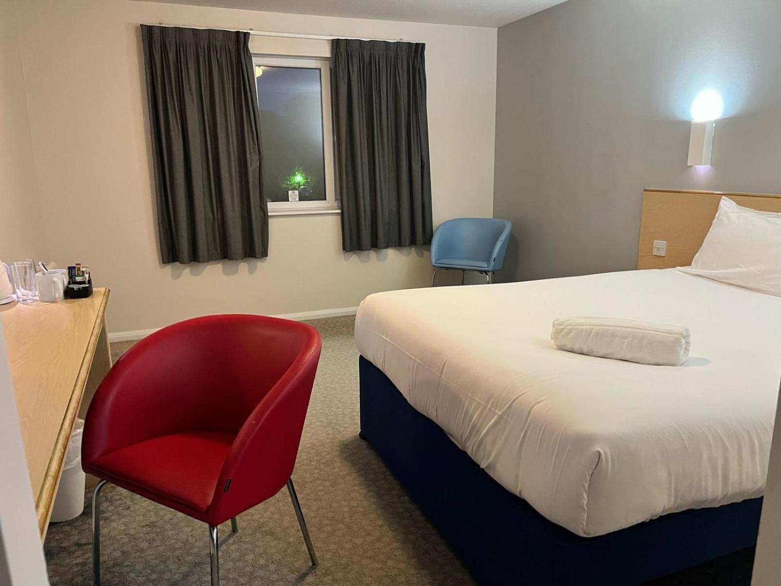 Go2 Dundee Camperdown Hotel Free Car Park Экстерьер фото